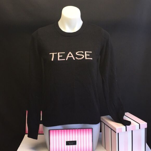 New ❤️ Victoria Secret sweater tease - Picture 4 of 7